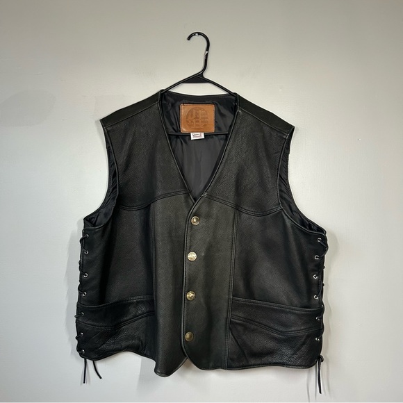 Kerr leathers vest size XXXL braided sides